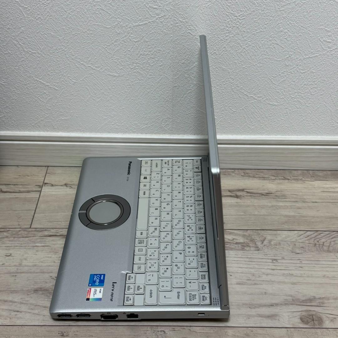 即使用可能♪ 11世代 i5 dynabook メモリ16GB SSD256GB