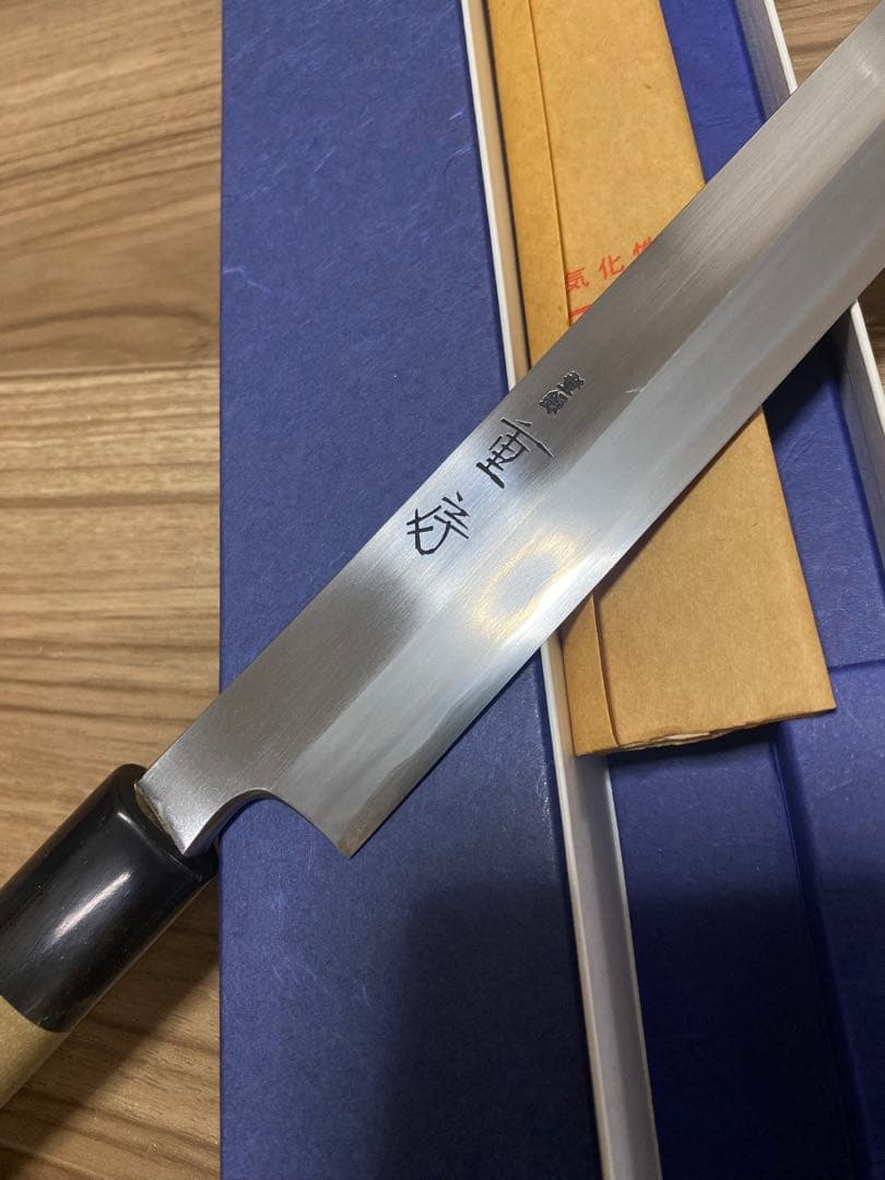 FROM JAPAN公式アカウント01重房　柳刃包丁　尺　地肌見えます