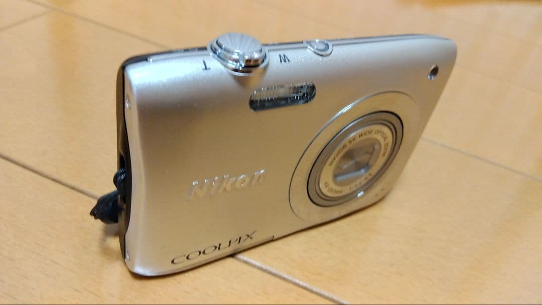 Nikon COOLPIX A100 シルバー