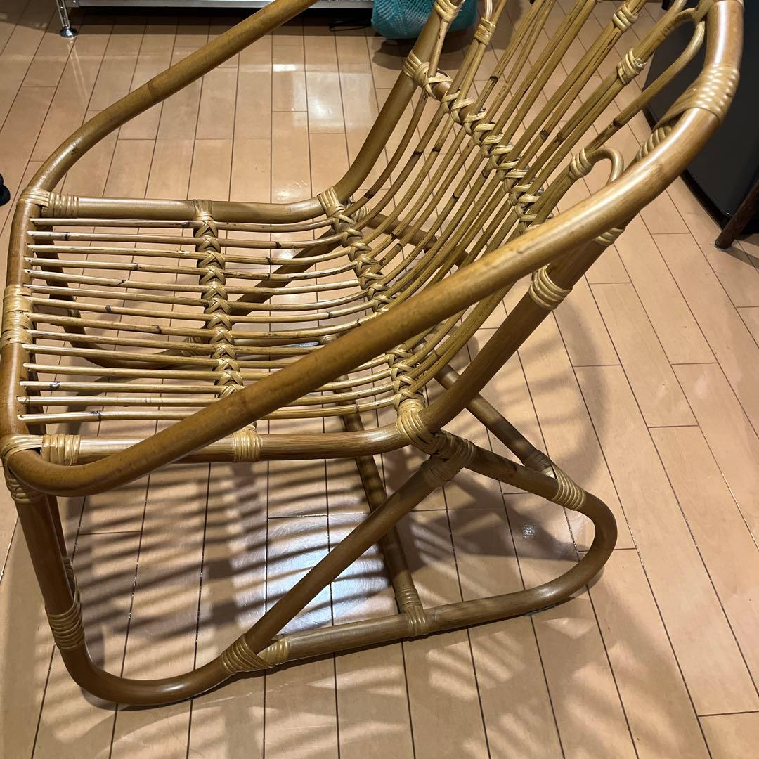 値下げしました。ラタン製オープンバックチェア
