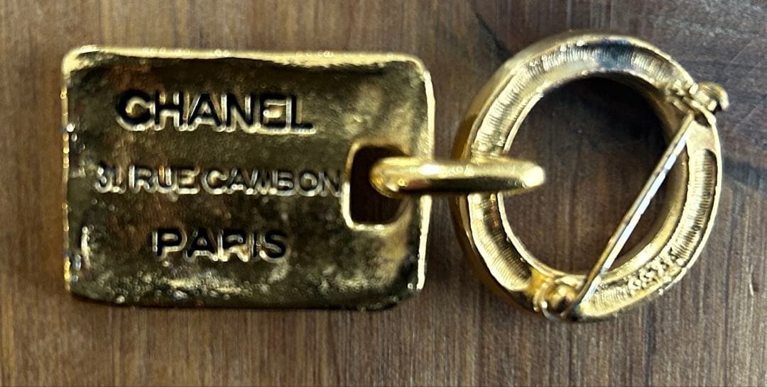 CHANEL 1133刻 カンボン プレート スイング ブローチ　　鑑定済み