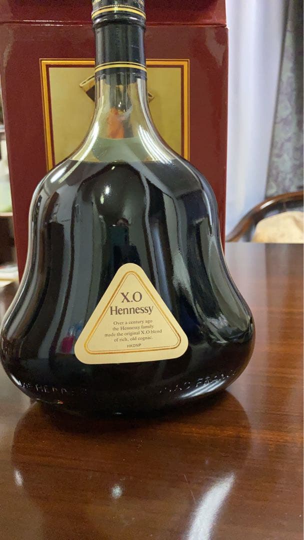 【未開栓】1LヘネシーXO クリアボトル　金キャップ　1000ml