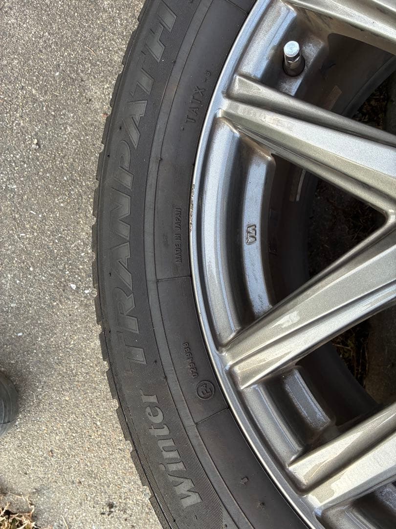 TOYOスタッドレス 225/65R17 TRANPATH TX＋CRクリケット