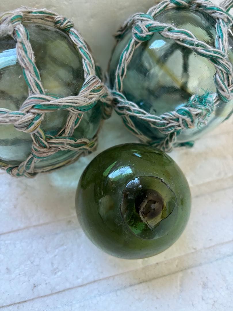 浮き玉　ガラス玉　約6〜7.5㎝❗️レア物4個❗️ぐるぐる❗️スピンドル❗️ガラスの糸❗️