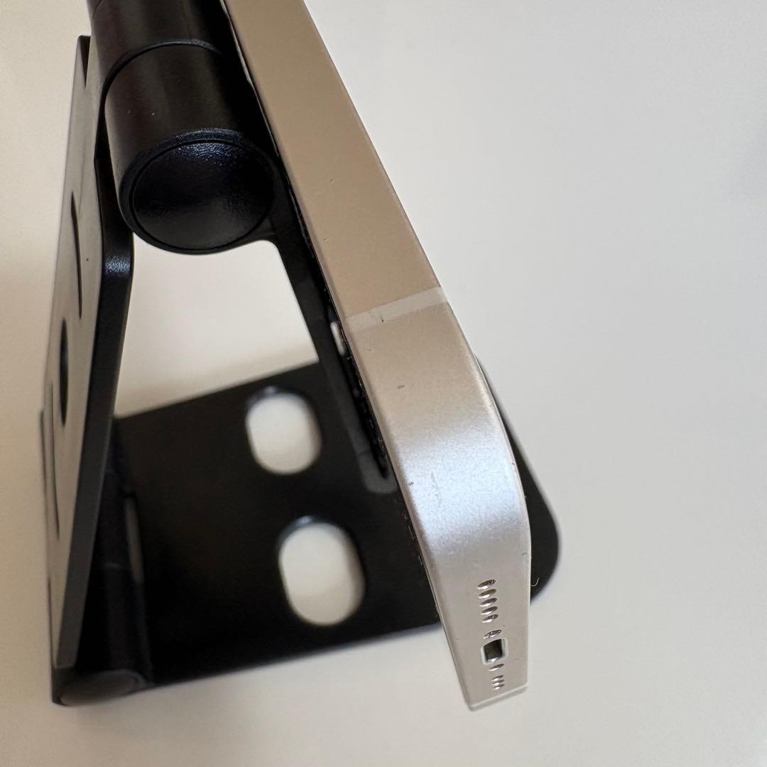 【極美品】iPhone 14 本体 128GB ホワイト SIMフリー