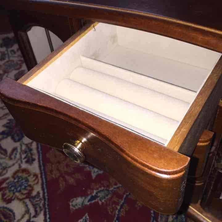 新品 アクセサリー収納