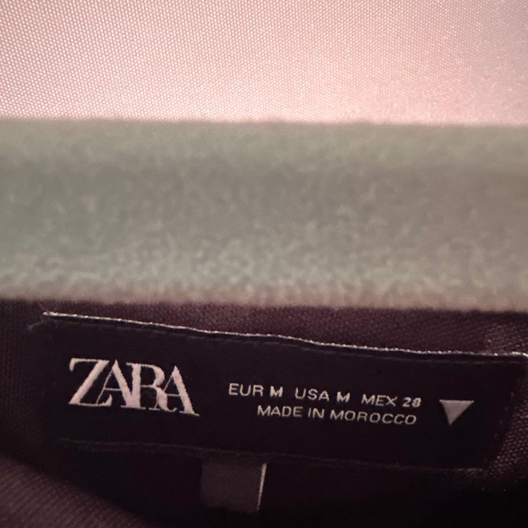 ZARA ブラックベルベットミニワンピース