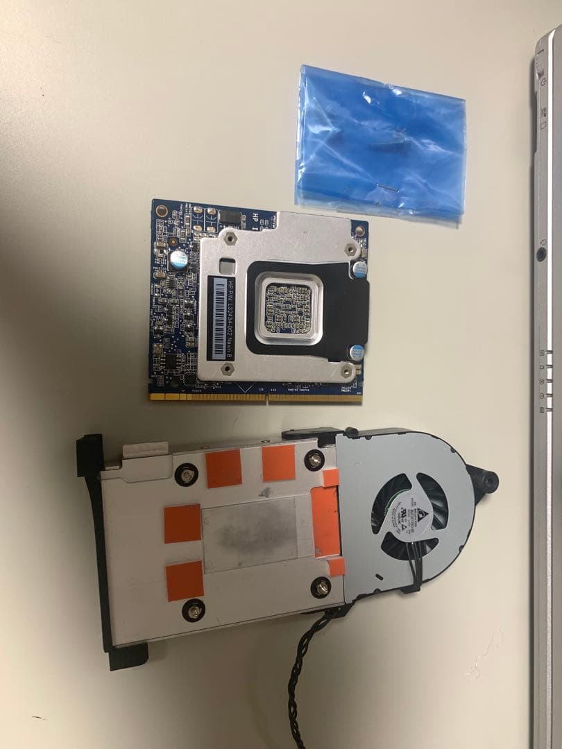 グラフィックボード 冷却ファン付き