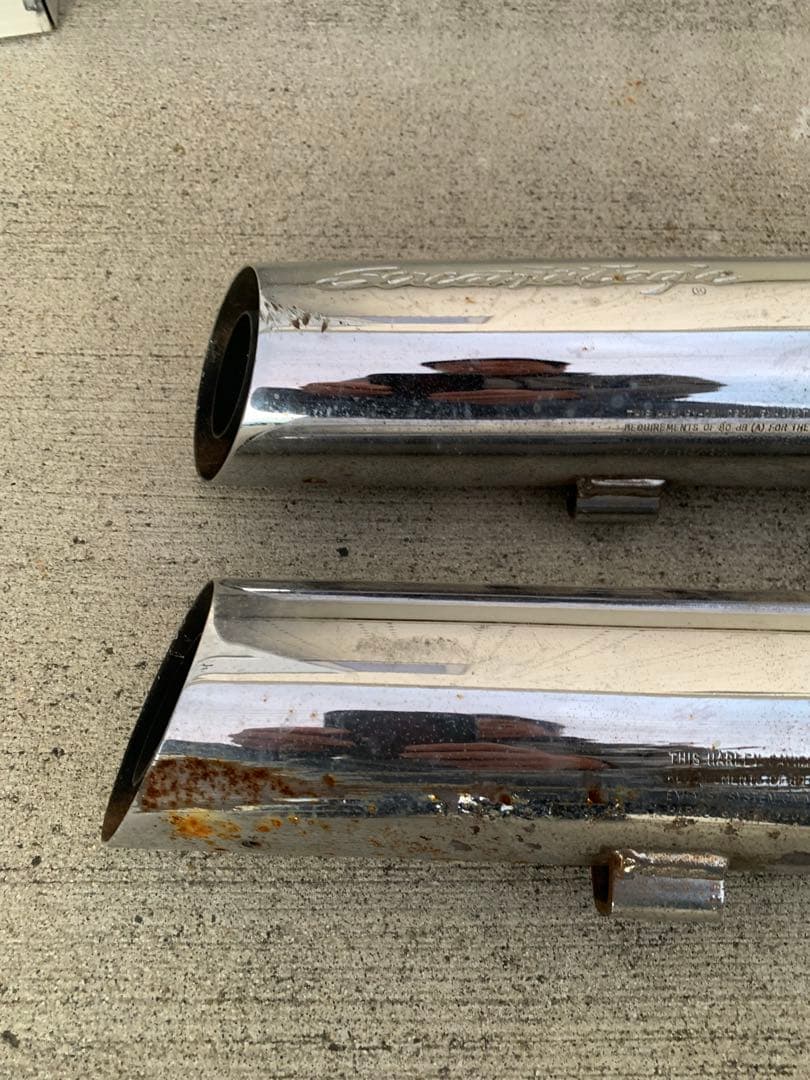 スクリーミンイーグル　スリップオンマフラー