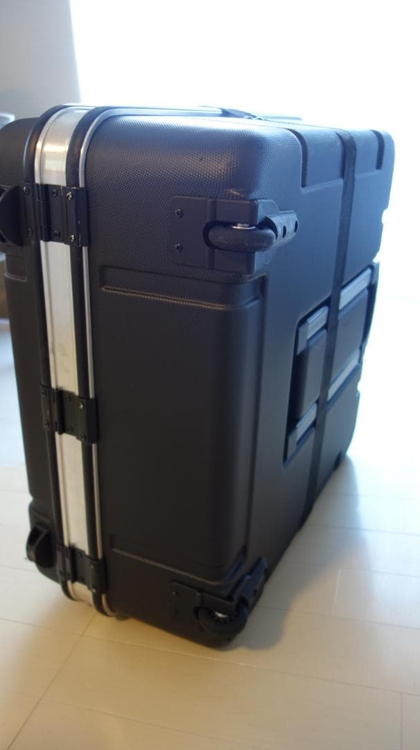 B&W 折りたたみ自転車（ブロンプトン）用輪行ハードケース