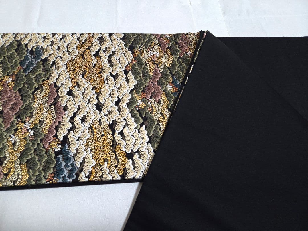 A5◆着物くつろぎ 唐織 松づくし文 金糸 黒 六通 正絹 フォーマルな袋帯