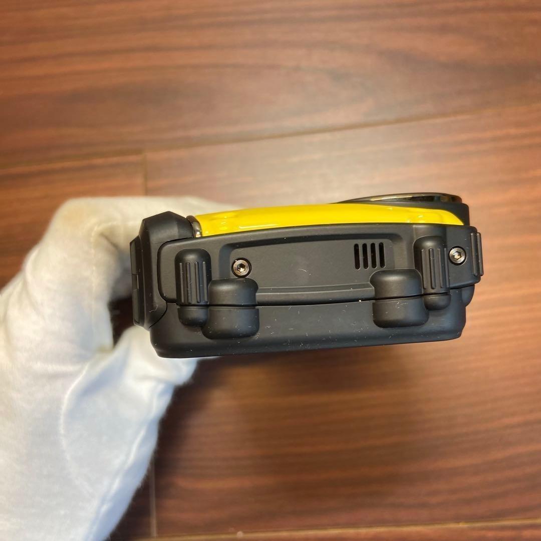 FUJI FILM FinePix XP200 デジカメ ほぼ新品 4279