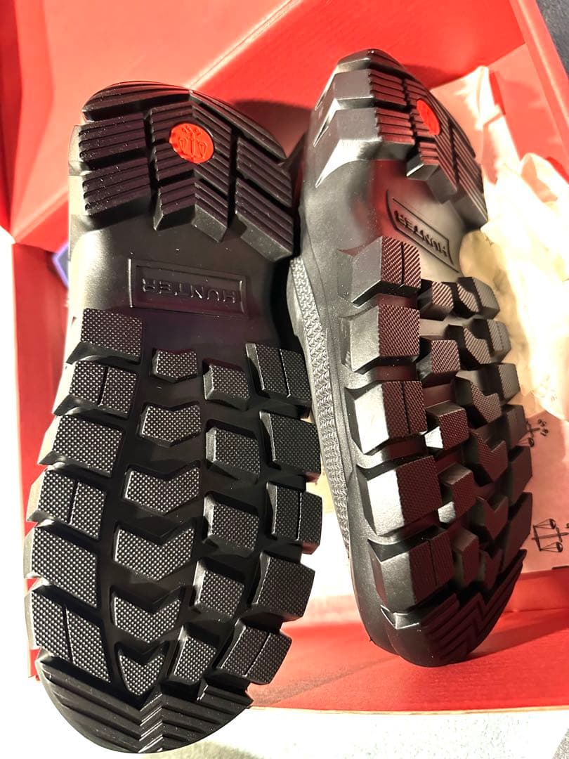 超人気 HUNTER スノーブーツ ショート (24cm) 防寒防水、新品未使用