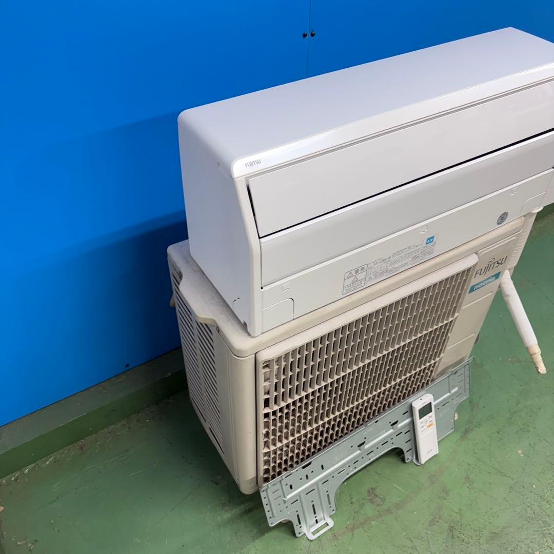 724 ルームエアコン　容量2.8kw 　富士通　極美品　未使用　10畳〜12畳