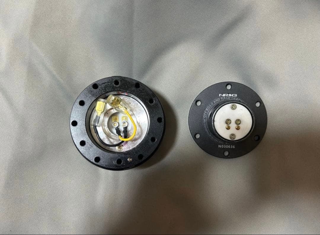 クイックリリース NRG ステアリングボス レンチン音 正規品