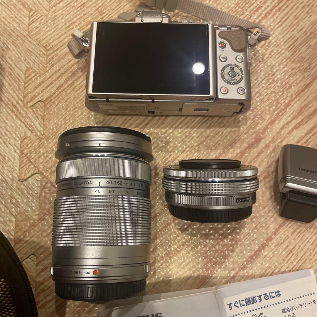 OLYMPUS PEN デジタル一眼レフ 40-150mmレンズ付き　E-PL8