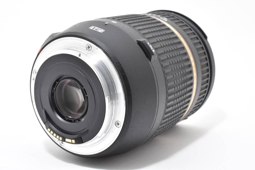 【極美品】タムロン AF 18-270 3.5-6.3 B003 CANON