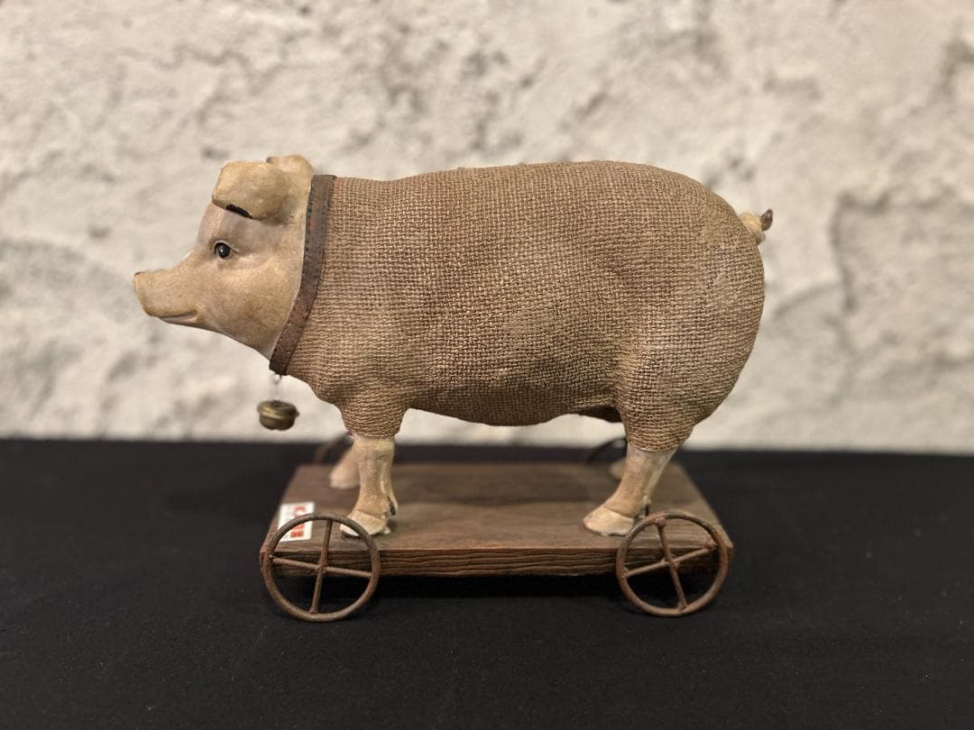 【廃番】KARE / カレ｜Pig On Wheels デコフィギュア｜豚 荷車