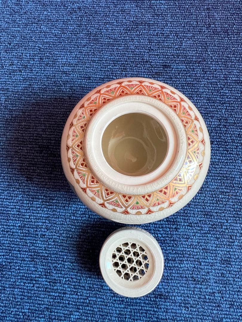 1002 薩摩焼　田の浦窯　香炉　未使用