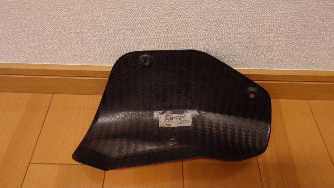 希少　2025 YZF-R1純正akrapovic サイレンサー プレスト