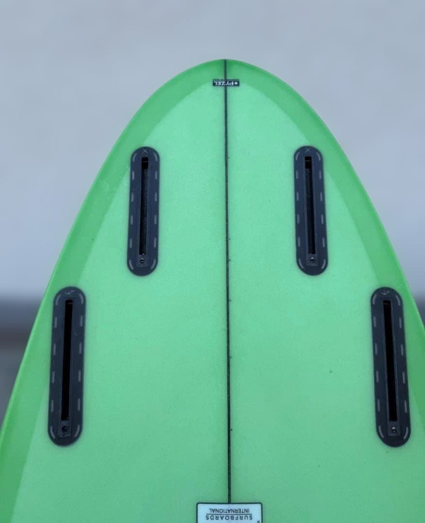 PYZEL Crisis Twin カスタム クアッド（Quad）6'8\"