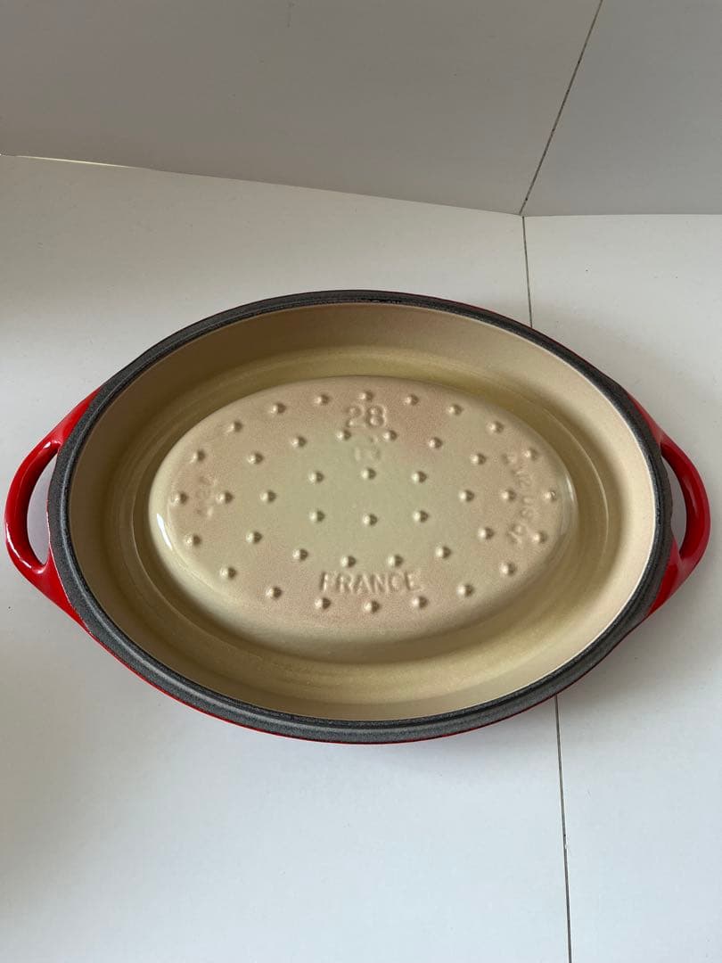 廃盤　ルクルーゼ　 デュッフ　DOUFEU オーバル　28cm チェリーレッド