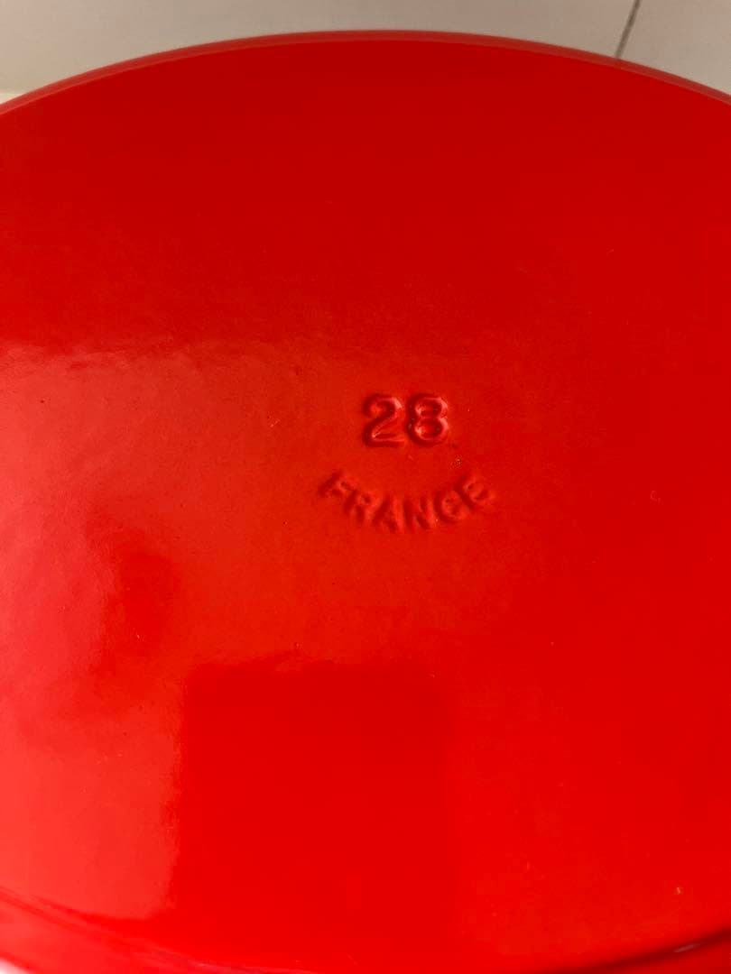 廃盤　ルクルーゼ　 デュッフ　DOUFEU オーバル　28cm チェリーレッド