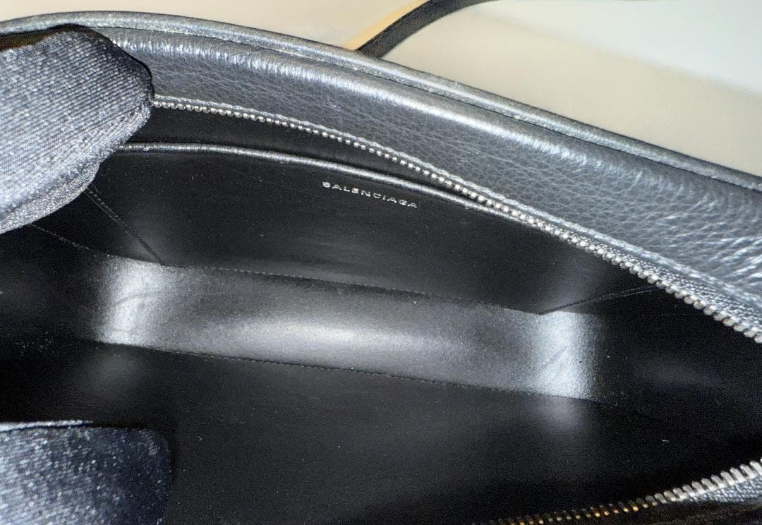 BALENCIAGA バレンシアガ カメラバッグ　ショルダーバッグ