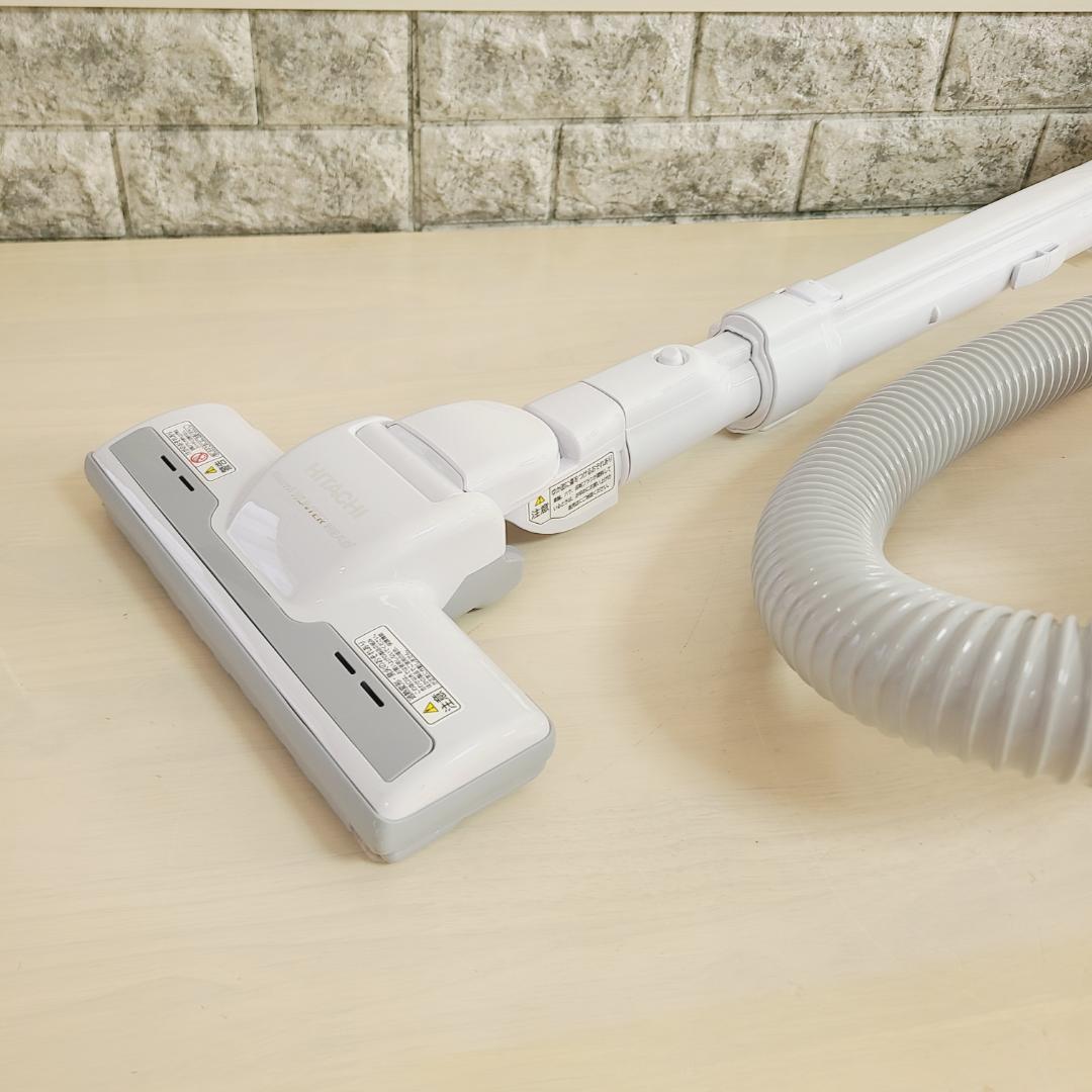 【美品】2025年製 日立 紙パック式クリーナー かるパック CV-KP90M