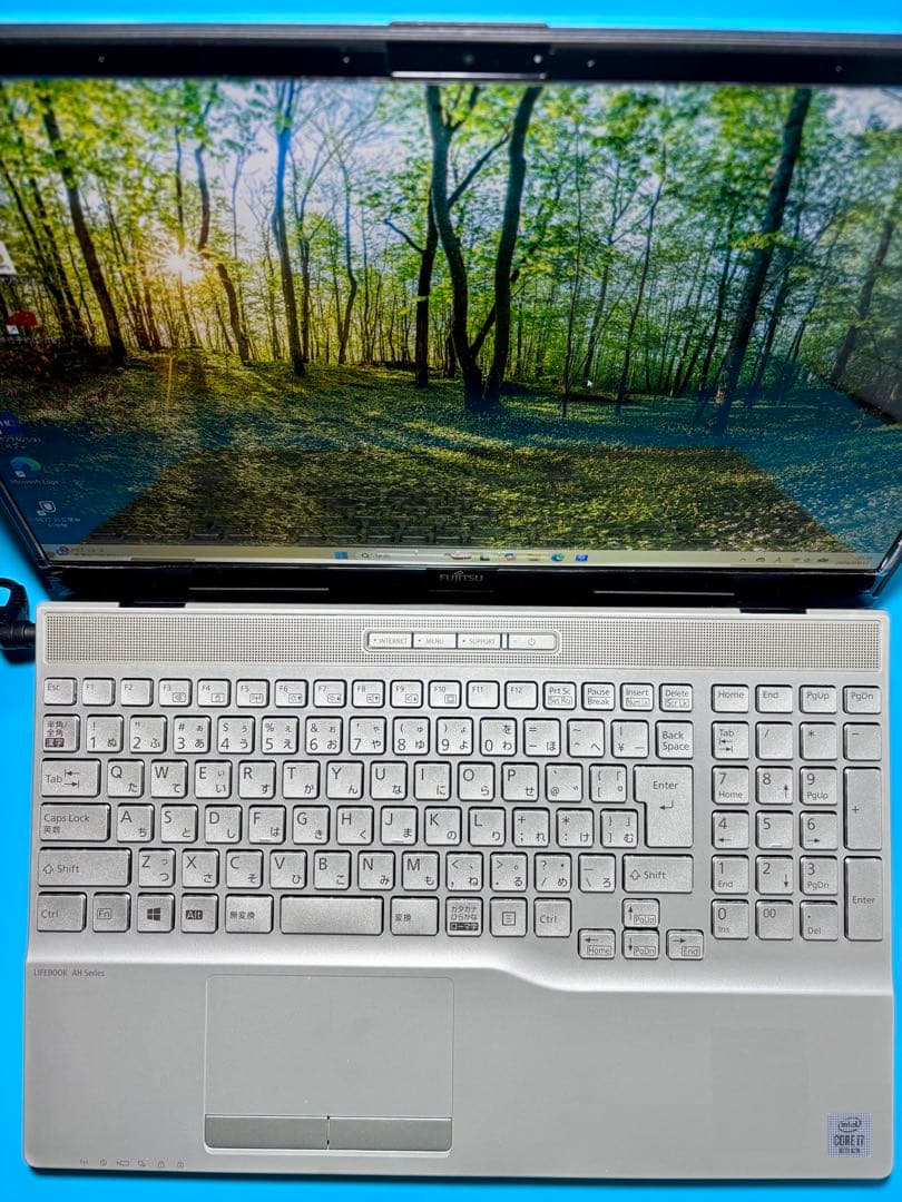 富士通 LIFEBOOK AH56/E2 i7 10510U SSD 2TB