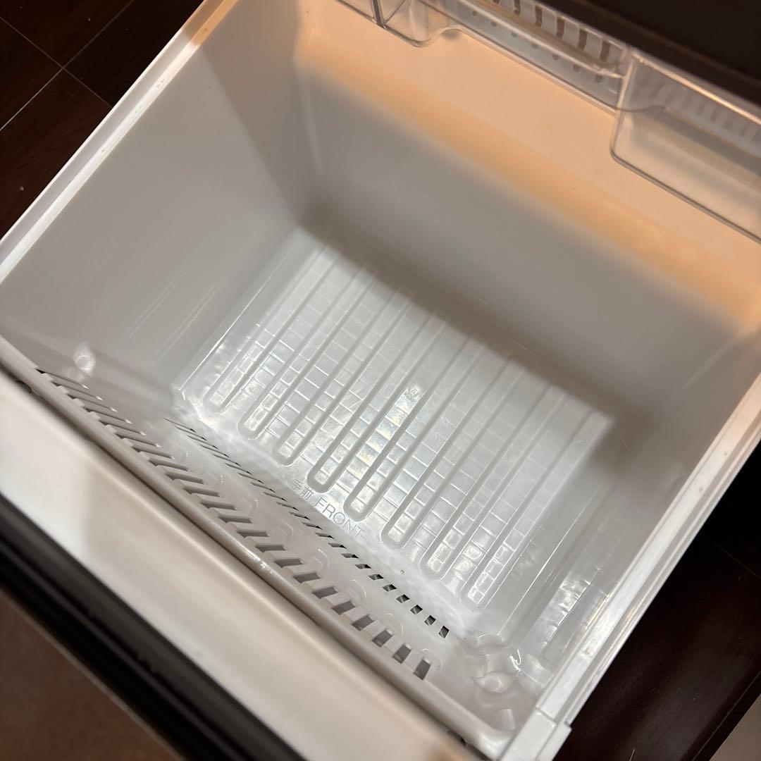 た*こ様 送料無料　動作保証　冷蔵庫 138L NR-B14DW-T 2021年