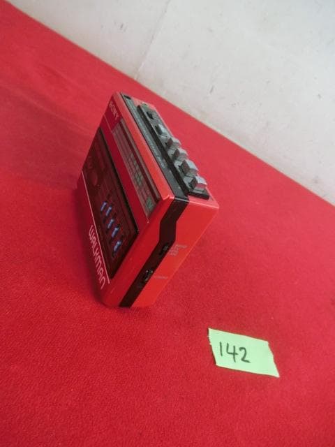 142：SONY　WM-F60　ソニー　カセットウォークマン　ジャンク