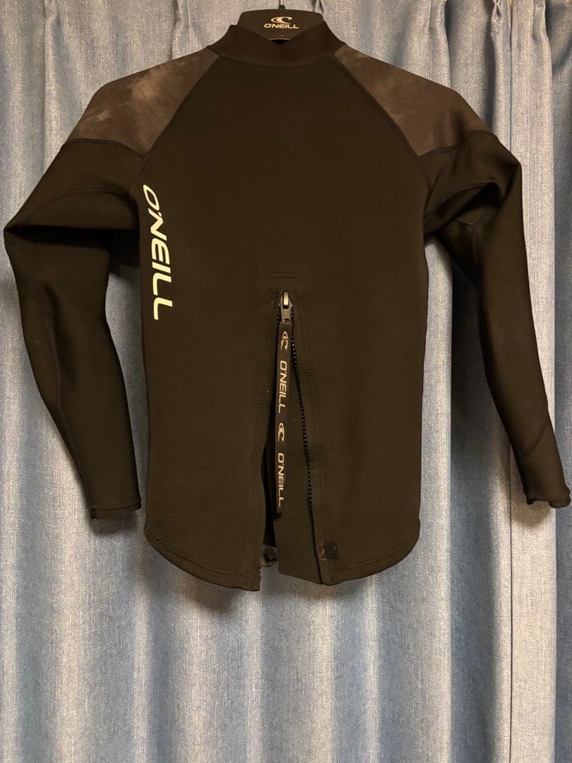 ONEILL ブラック タッパー フロントジッパー