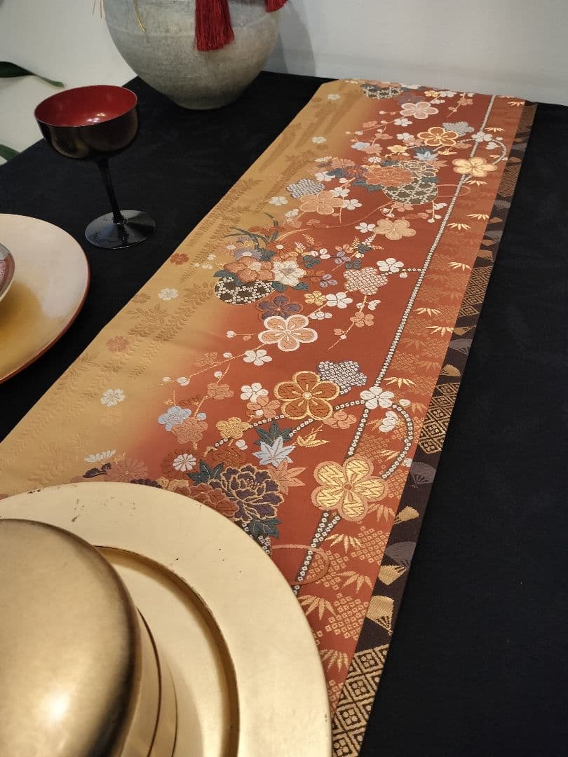 meru　A923★逸品‼️ ひな祭り‼️正絹テーブルランナー2m12cm