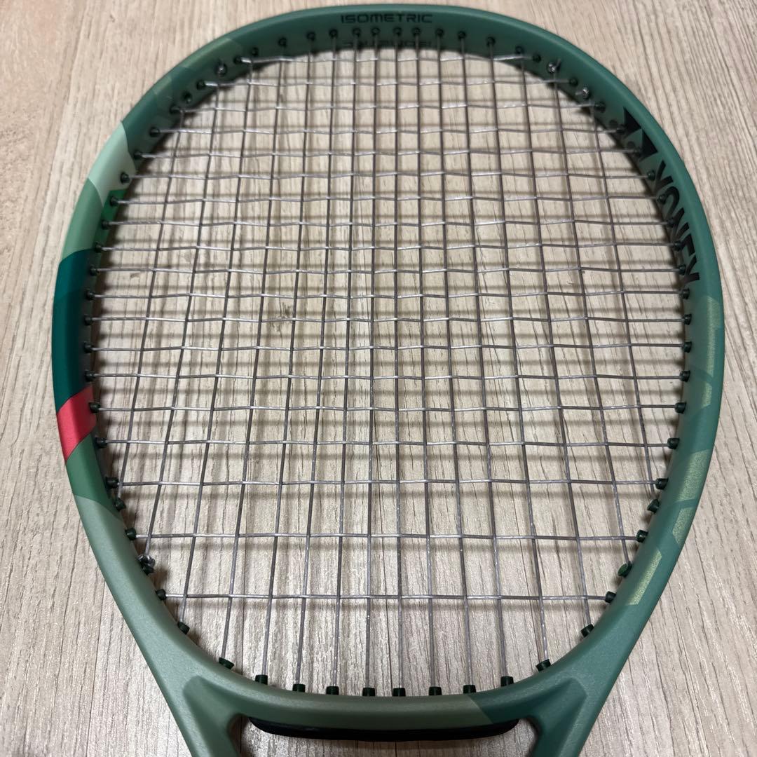 YONEX PERCEPT 100L (1本の出品。2本まとめ買い可能)