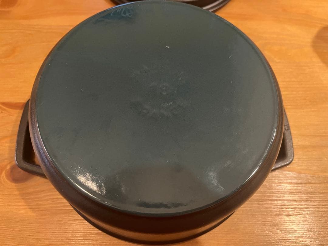 【未使用】STAUB 18cm ブラック