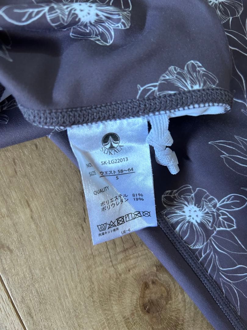 sukala♡フラワー柄トップス＆レギンスセット