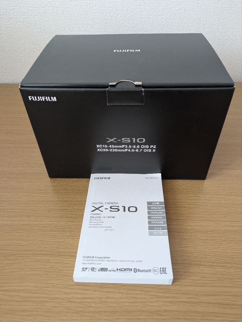 【中古】フジフィルム　X-S10　レンズ(XC15-45mm)付き