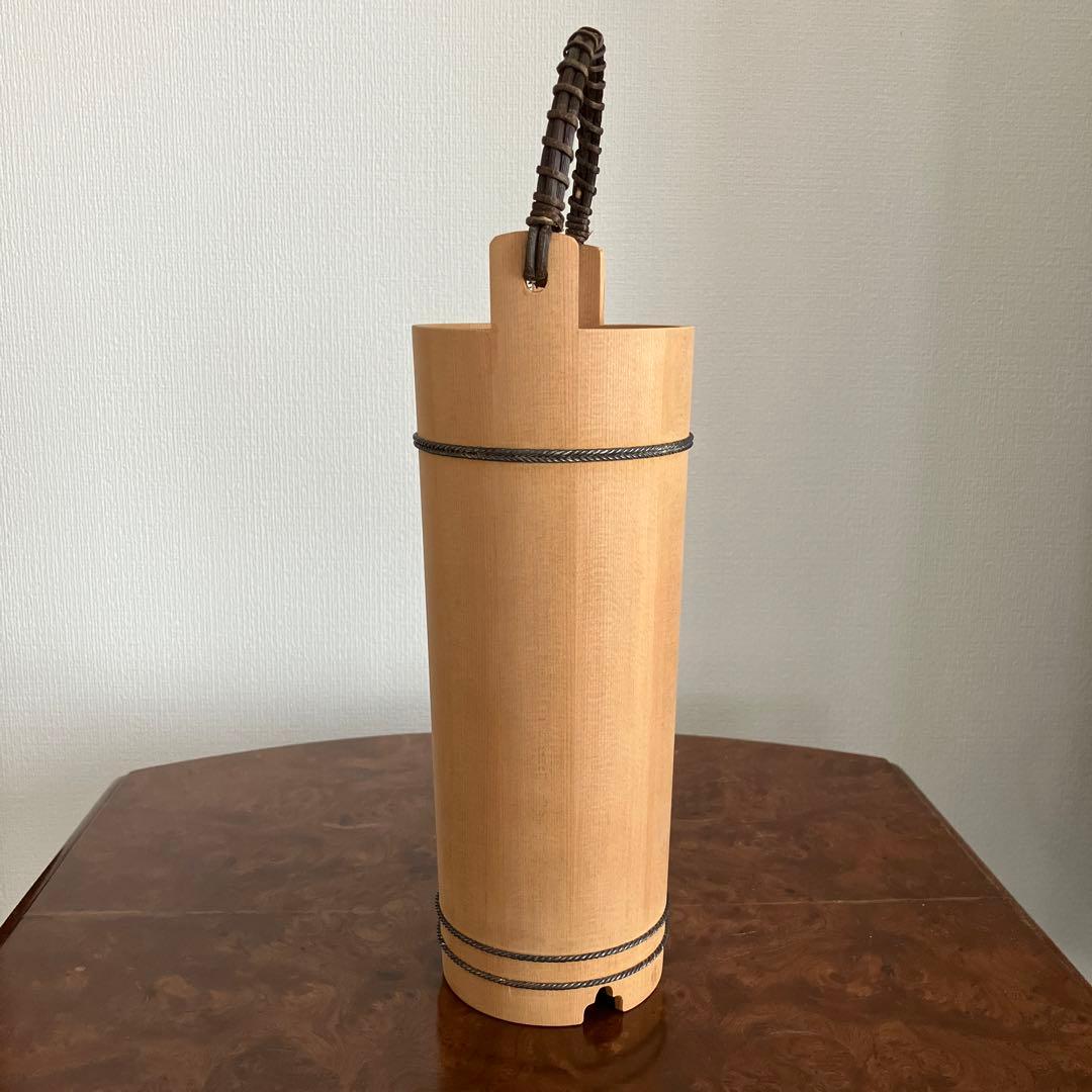 たる源　桶花器