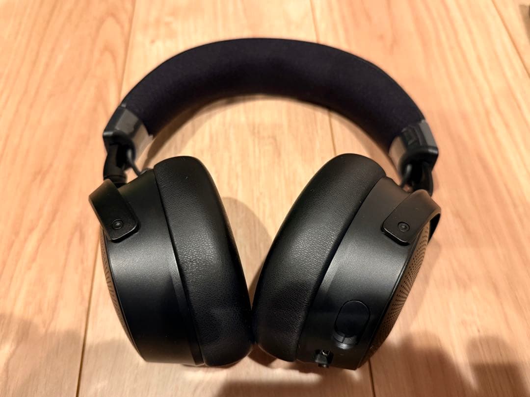Razer Kraken V4 Pro ワイヤレスヘッドセット
