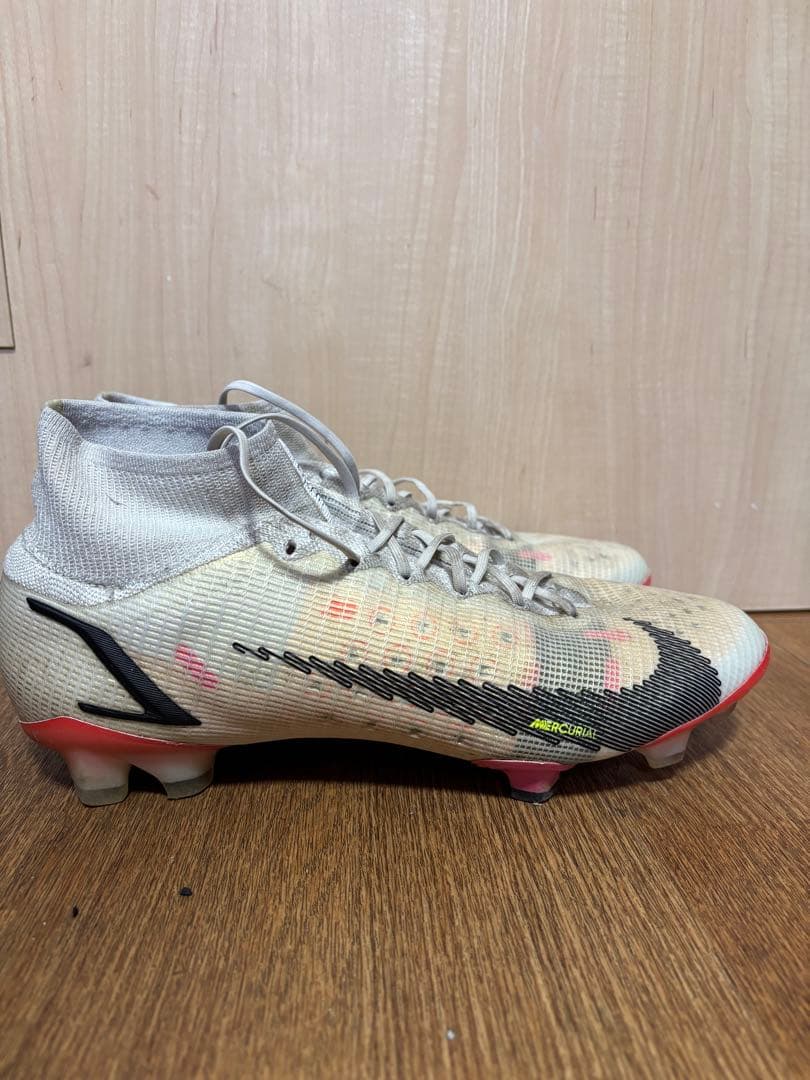 ナイキマーキュリアルハイカットFG