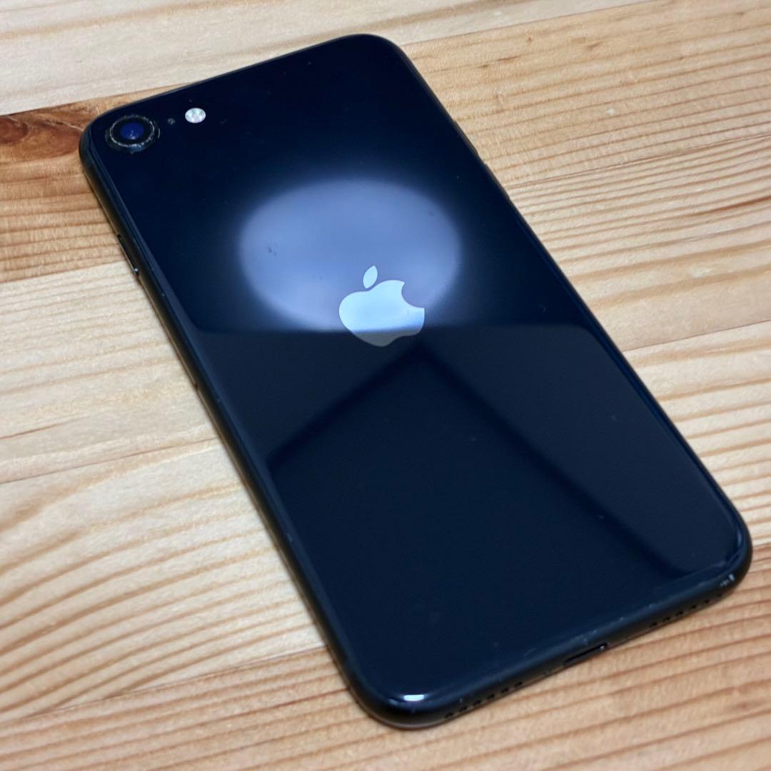 購*人様 バッテリー新品　iPhoneSE第3世代64GB SIMフリー　美品