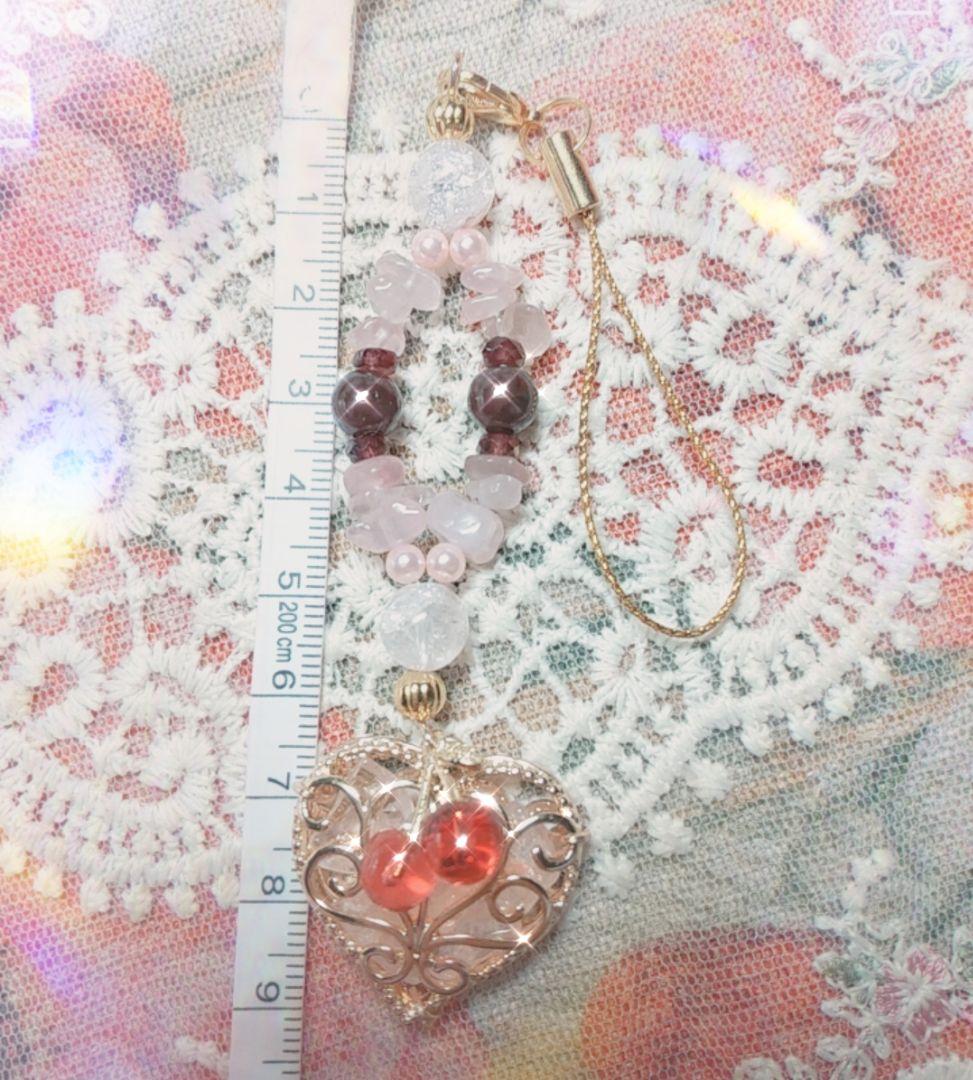 桜の女神/パステルピンクなパワーストーンストラップ/スターガーネットが光り輝く