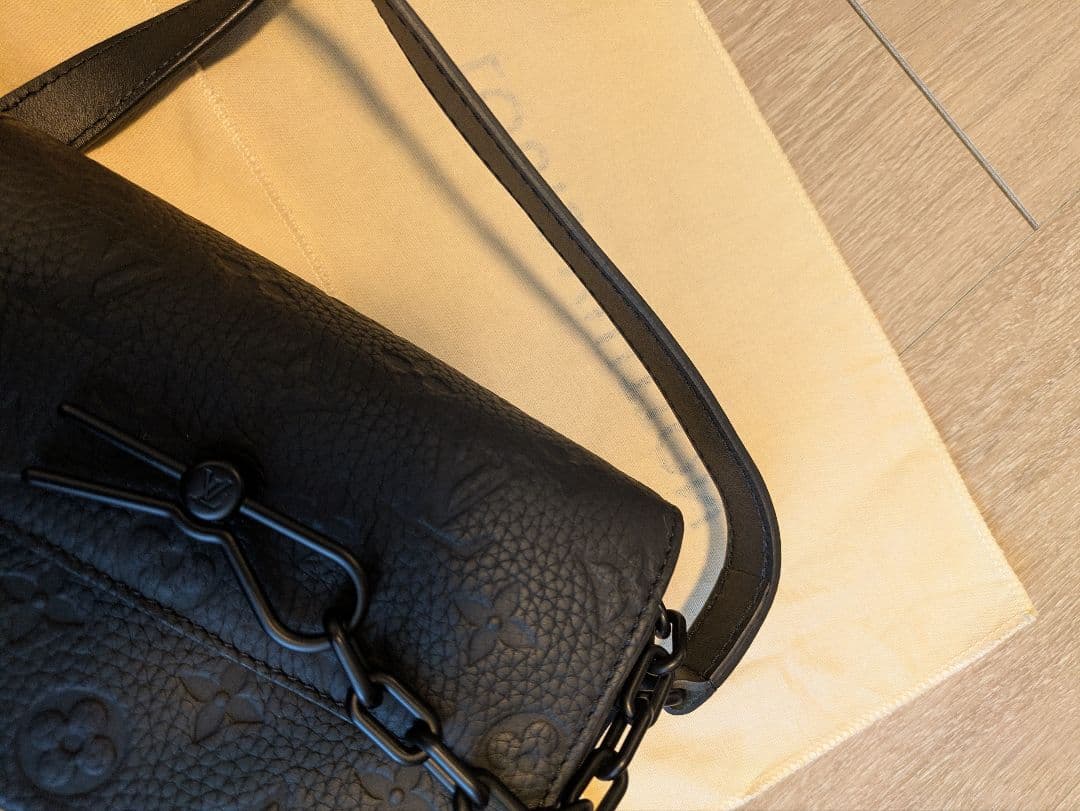 ルイヴィトン モノグラム・トリヨン スティーマー M81746 ショルダーバッグ