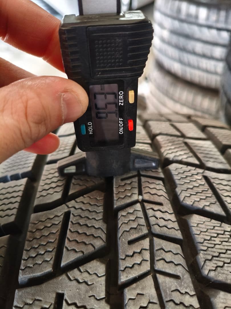  X3.X4 MAK　スタッドレスタイヤ・ホイールセット　4本