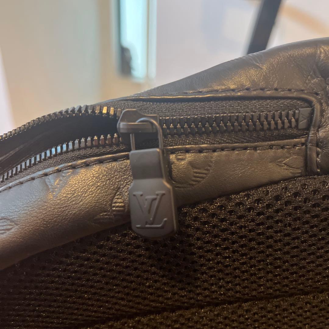 ルイ・ヴィトン モノグラム シャドウ レーサー スリングバッグ