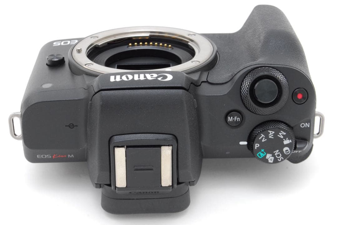 ✨極美品✨Canon キャノン EOS Kiss M レンズキット