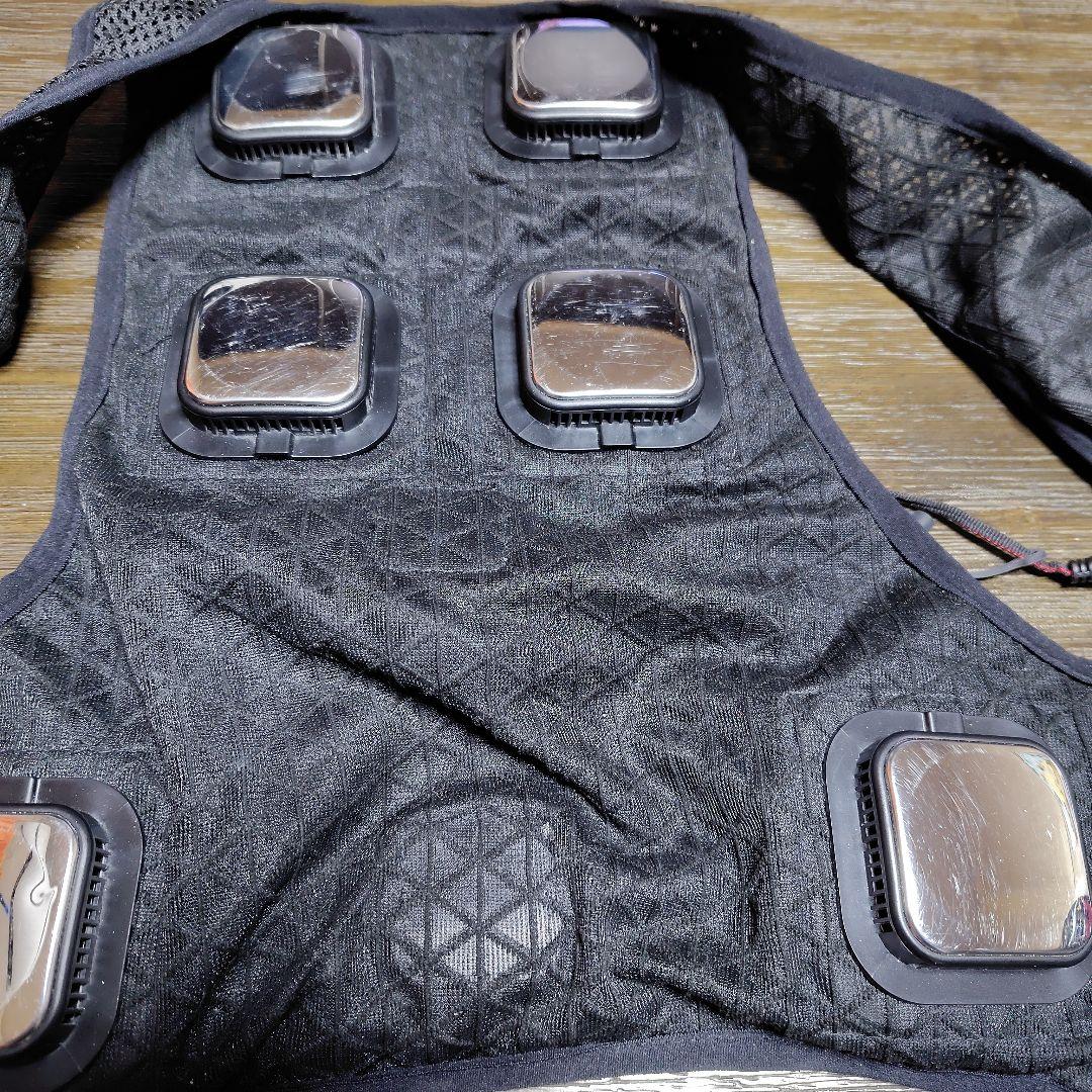 DAISHIN 冷暖切替ベスト ULTRA 6つのデバイス冷却／温熱