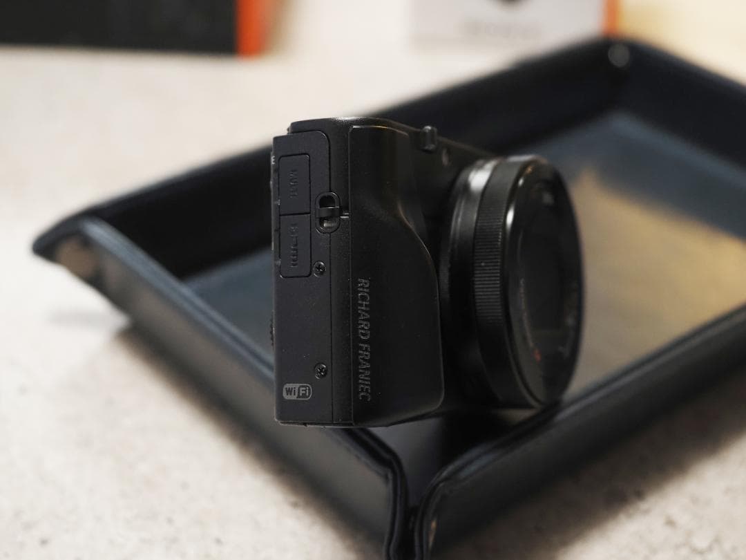 ソニーサイバーショット DSC-RX100M3