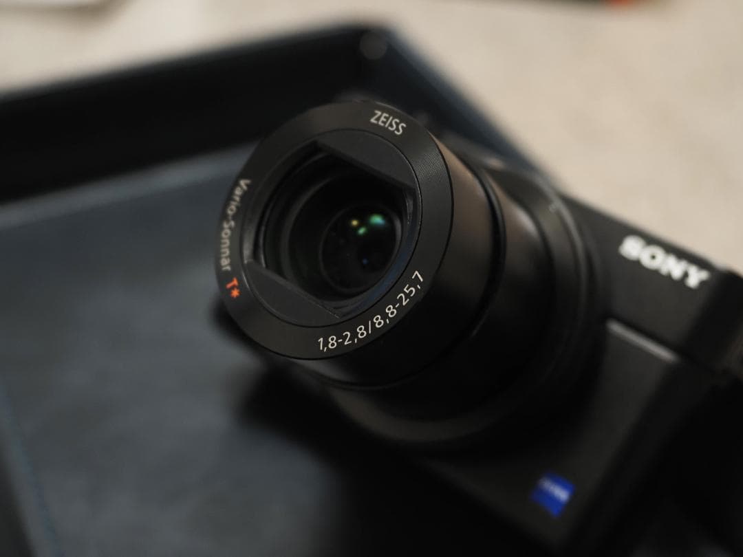 ソニーサイバーショット DSC-RX100M3